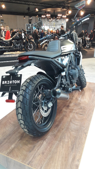 BRIXTON fait sensation au SALON du 2ROUES BRIXTON fait sensation au SALON du 2ROUES