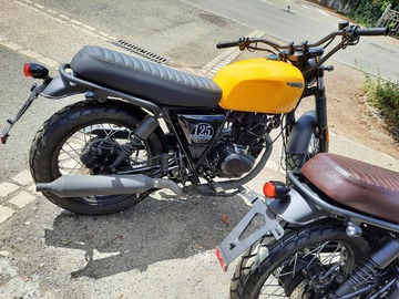 BRIXTON 125 Cromwell Submarine Yellow CBS BRIXTON 125 Cromwell Submarine Yellow CBS